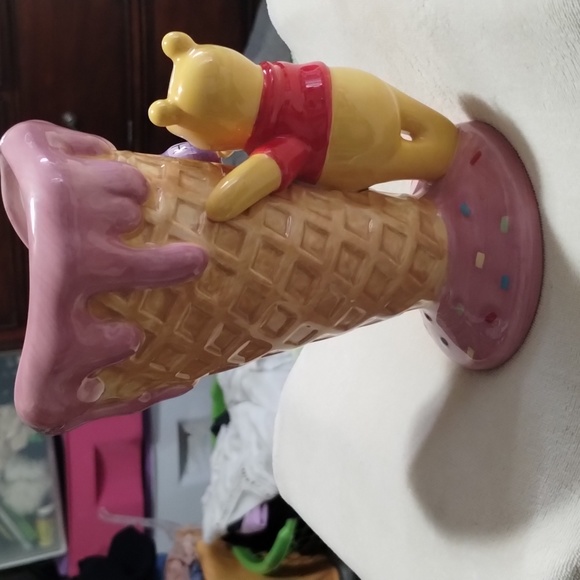 Rare Winnie the Pooh Waffle Ice Cream Cone Holder Cup, Walt Disney - Picture 2 of 5